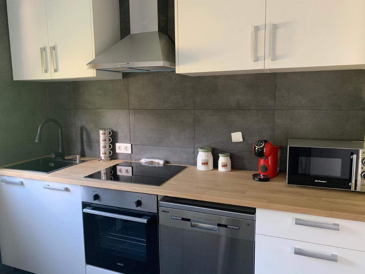 Apartament A Casa Vermella Con Jardin A 10 Minutos De Santiago De Compostela Ortono Zewnętrze zdjęcie